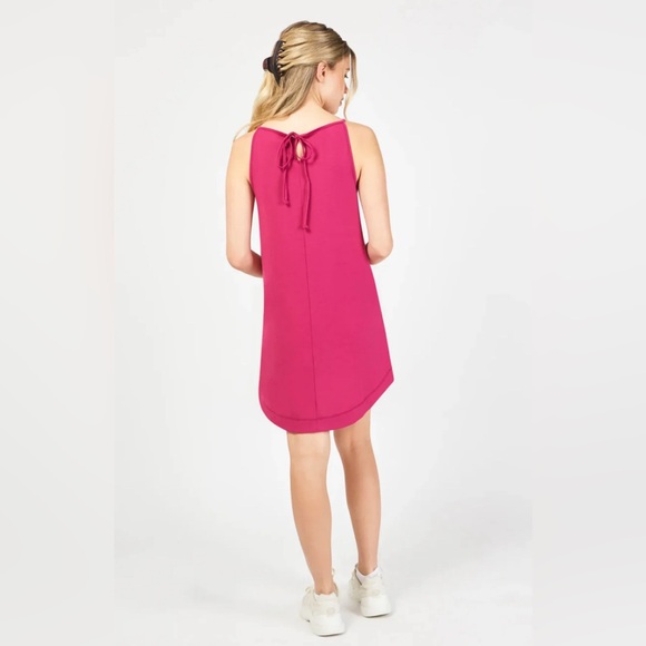 NWOT black Figs Rea sleeveless jersey sundress with tie at back neckline. - Picture 2 of 8